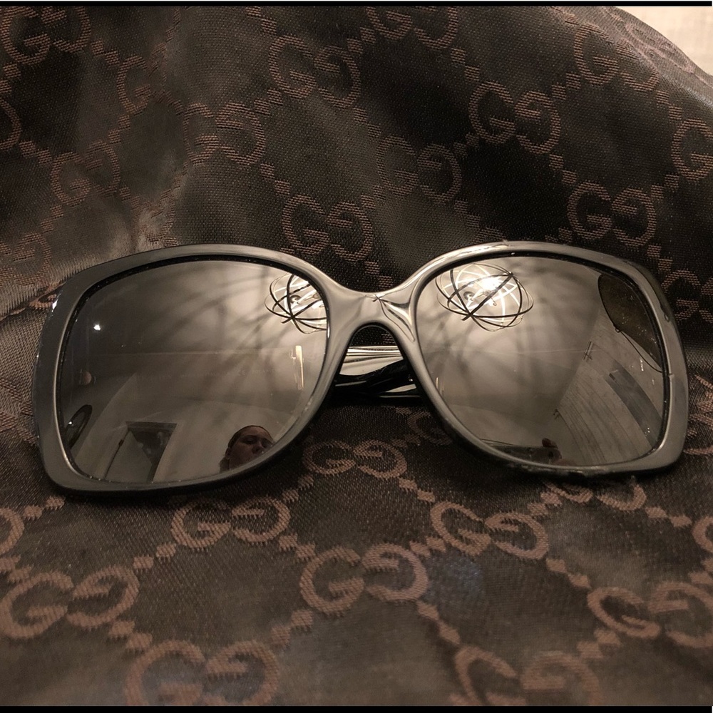 💯 Burberry Women’s Sunglasses Black